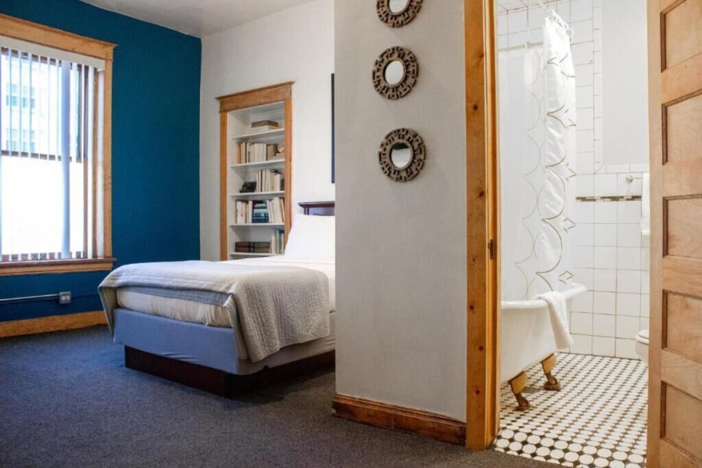 11th Avenue Hostel - Image 3