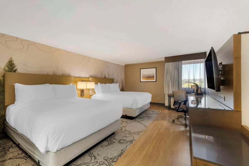 Aiden by Best Western Flagstaff - Image 3