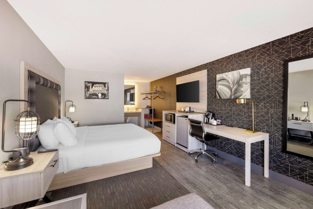 Aiden by Best Western South Reno - Image 2