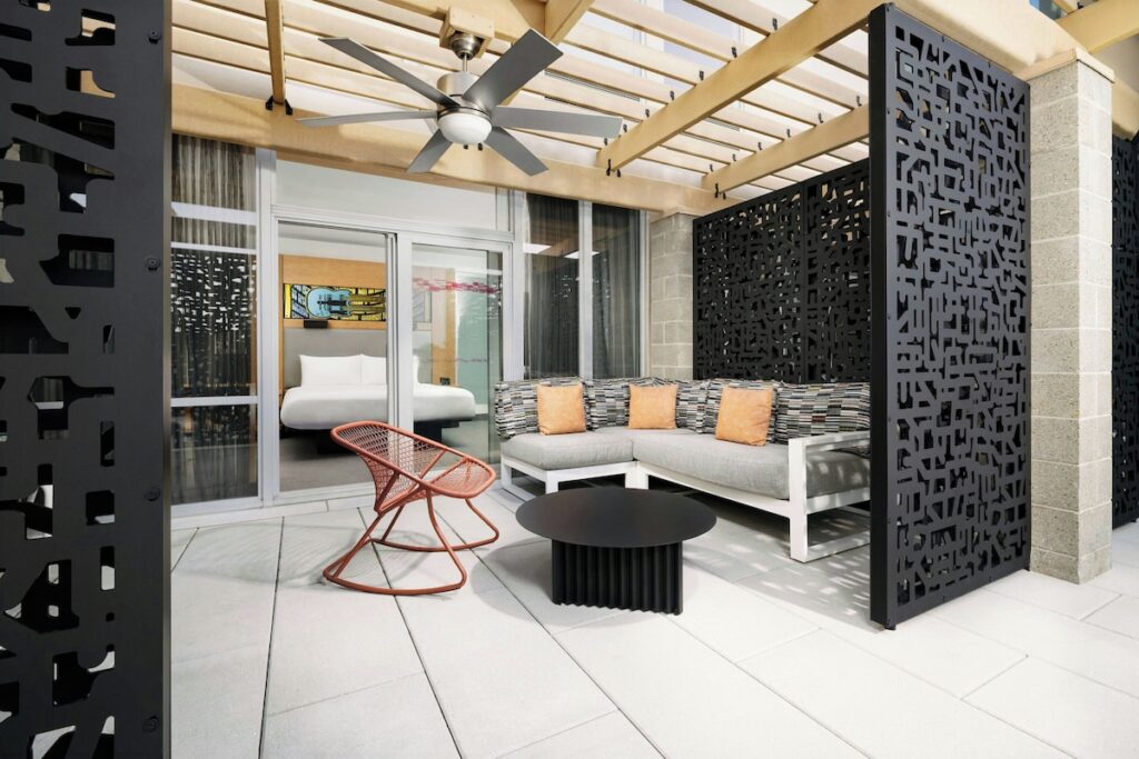 Aloft Asheville Downtown - Image 6