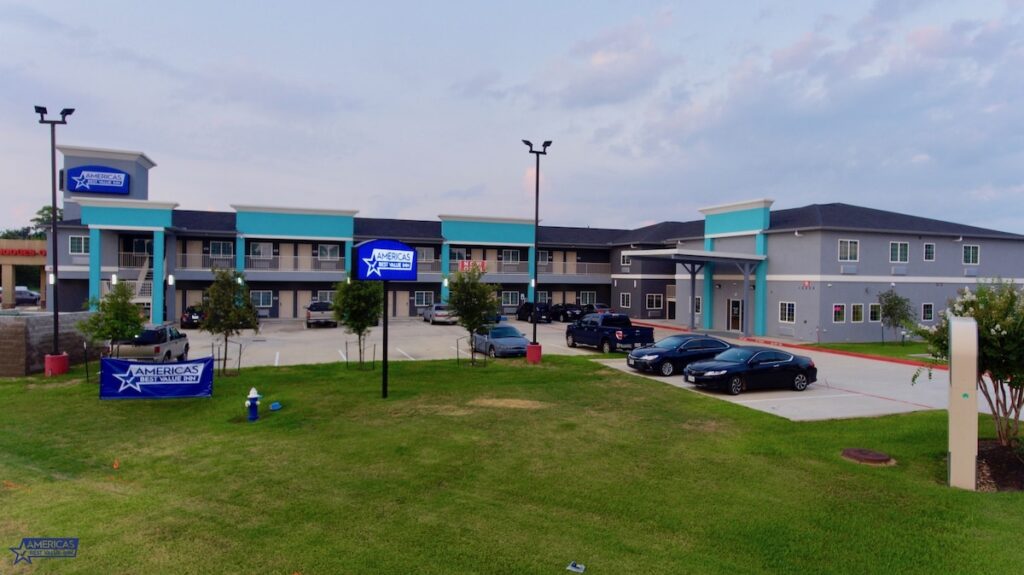 Americas Best Value Inn Houston Willowbrook - Image 1