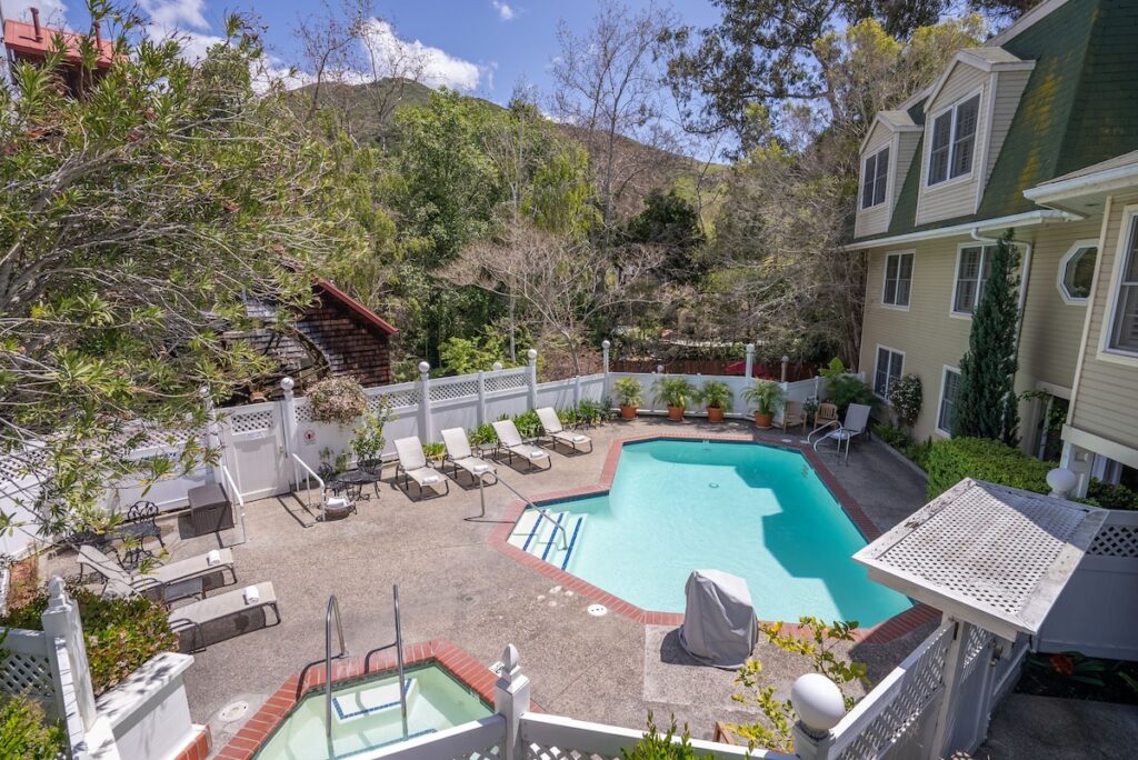 Apple Farm Inn - Image 5