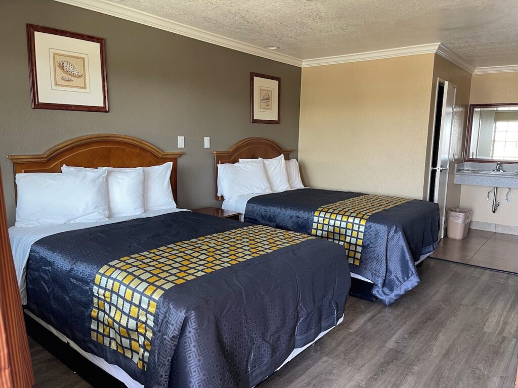 Arlington Inn - Image 3