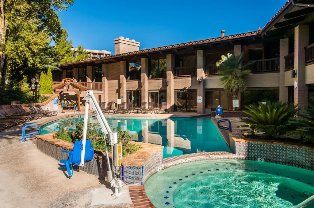 Arroyo Roble Resort at Oak Creek