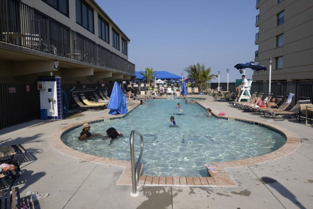 Ashore Resort & Beach Club - Image 3