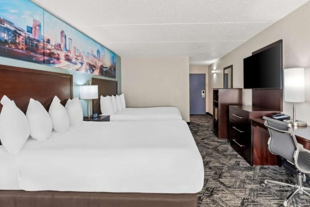 Best Western Atlanta Cumberland Galleria Hotel - Image 4