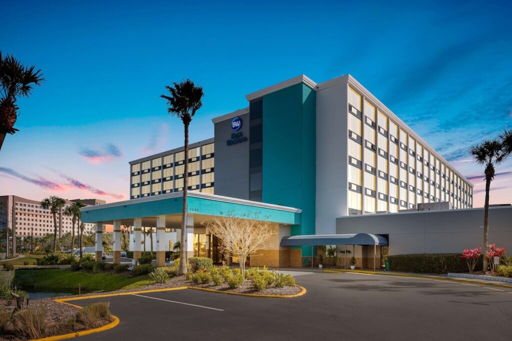 Best Western Orlando Gateway Hotel - Image 2