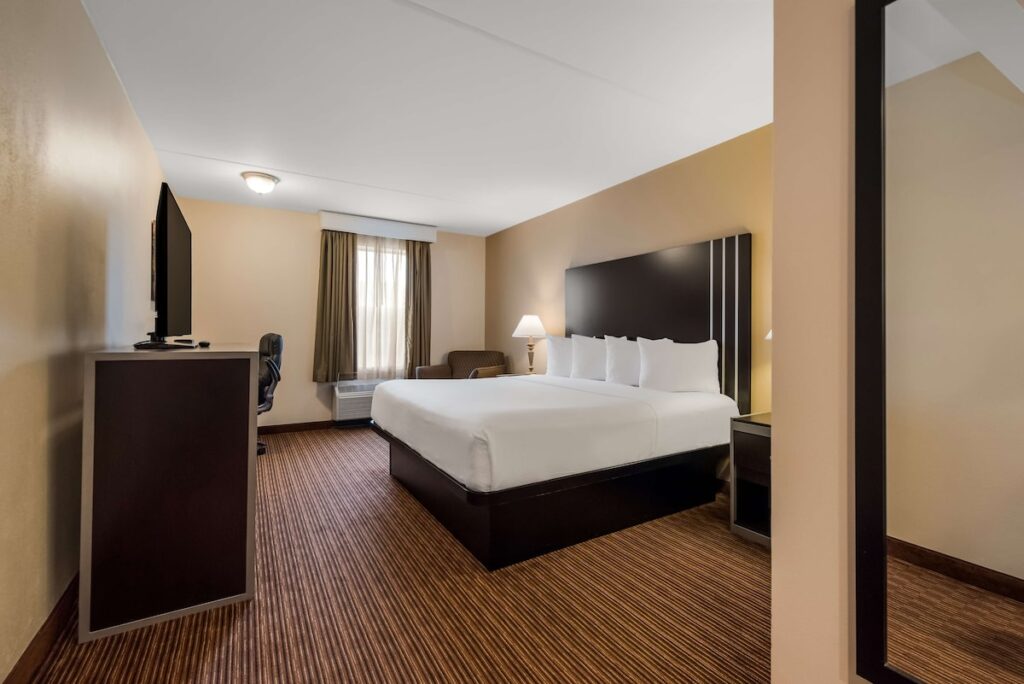 Best Western Philadelphia South - West Deptford Inn - Image 5