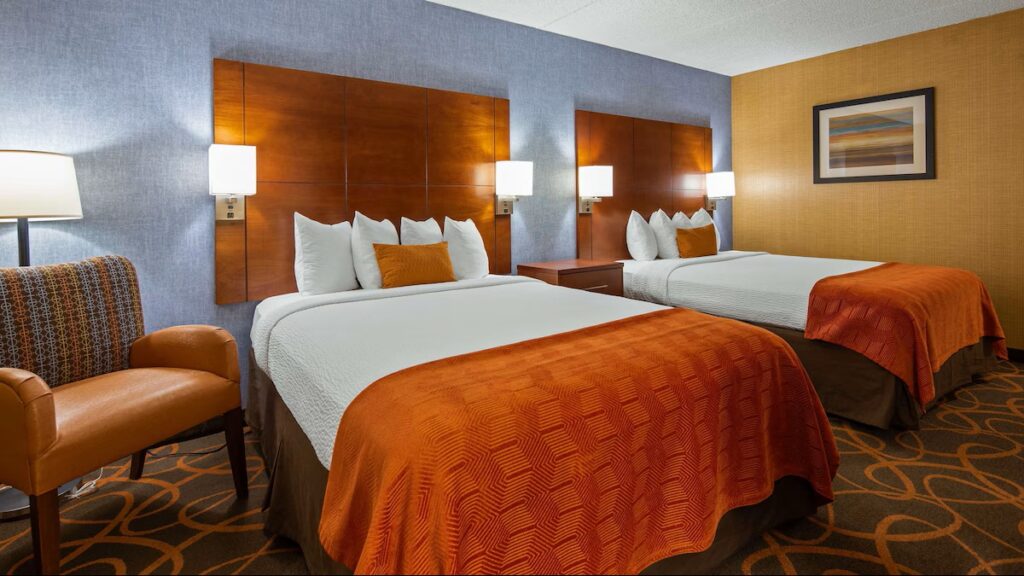 Best Western Plus Fresno Airport Hotel - Image 3