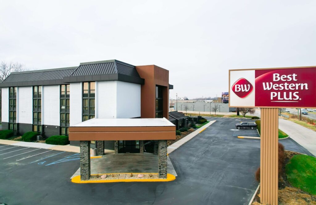 Best Western Plus Indianapolis North at Pyramids