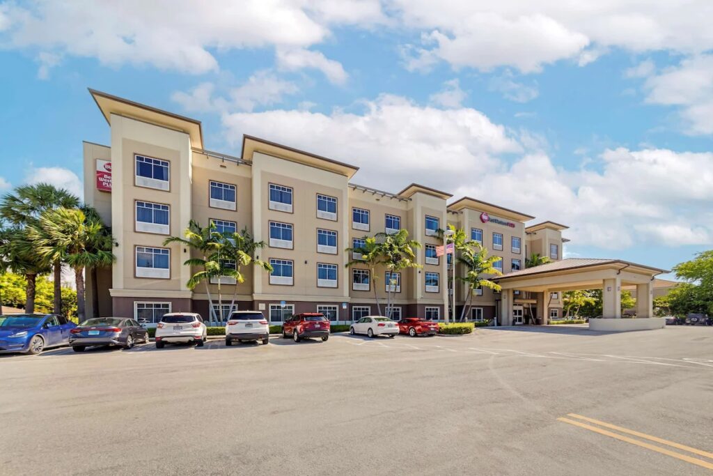 Best Western Plus Miami Airport North Hotel & Suites
