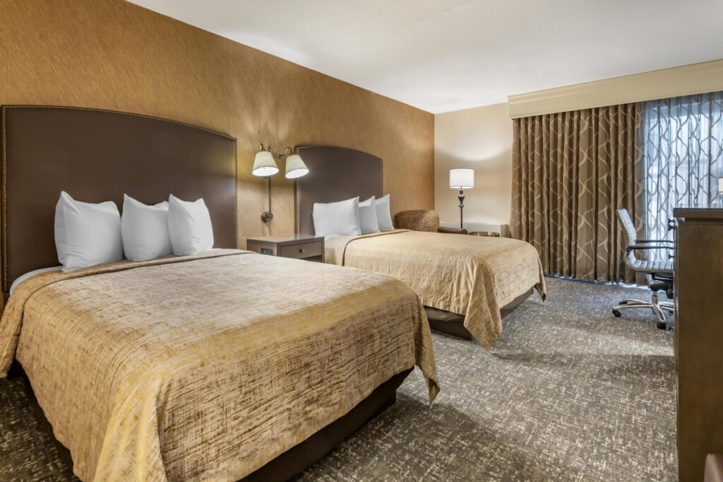 Best Western Plus The Normandy Inn & Suites - Image 3