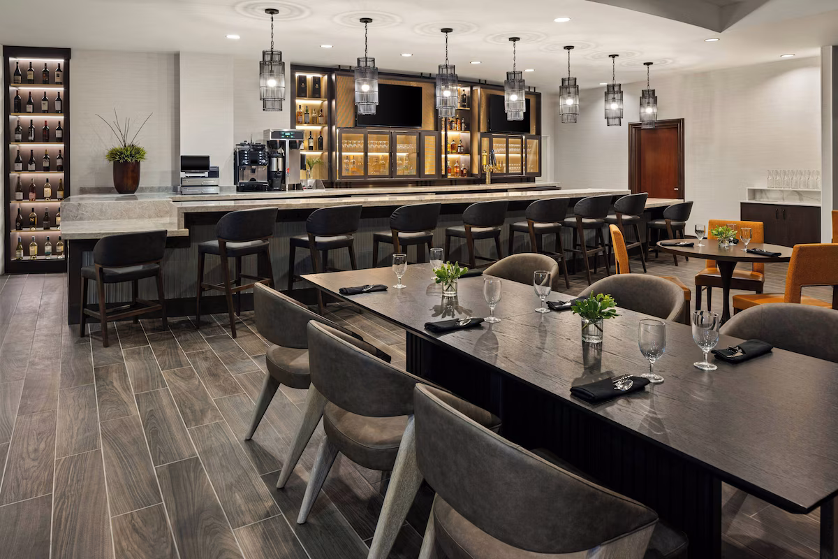 Marriott Bloomington Normal Hotel and Conference Center - Image 3