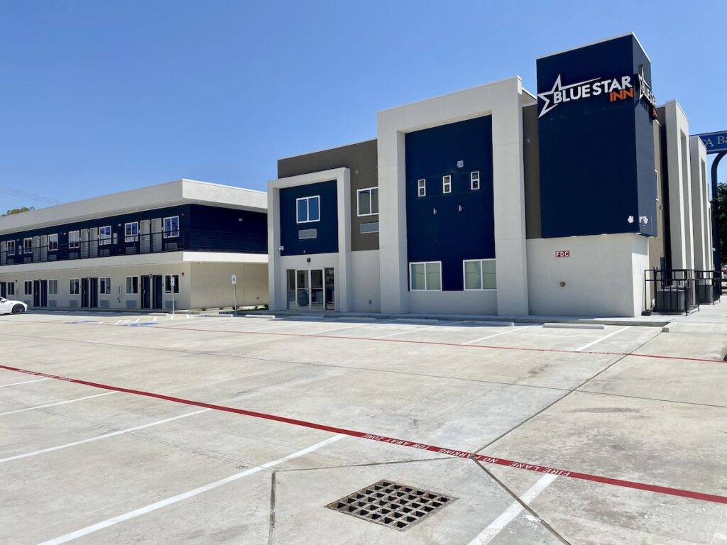 Blue Star Inn - Image 2