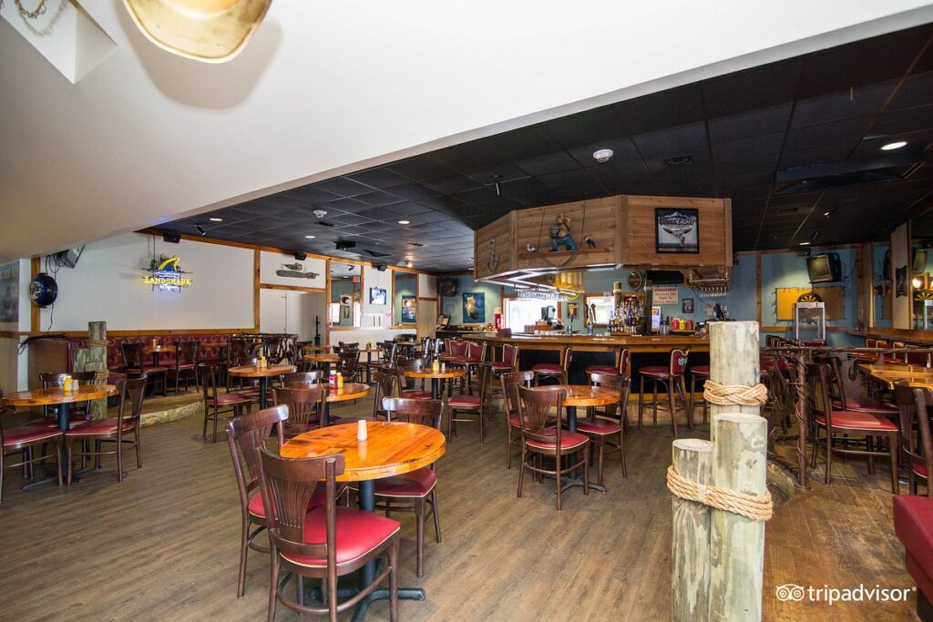 Boardwalk Beach Hotel - Image 4