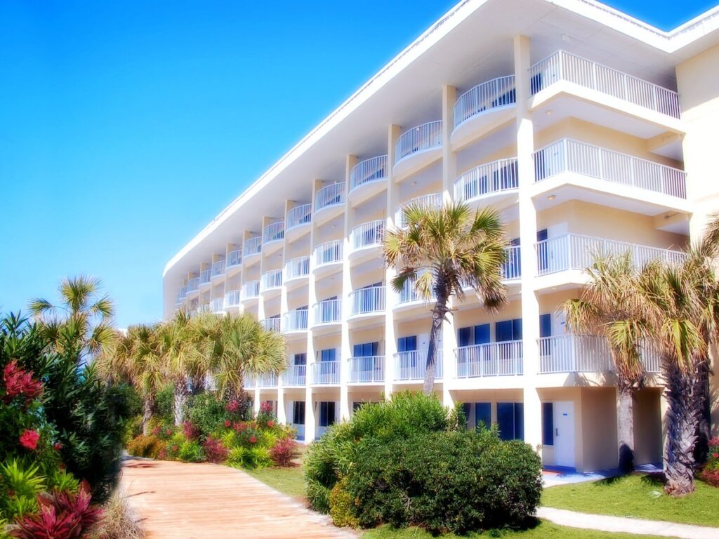 Boardwalk Beach Hotel - Image 2
