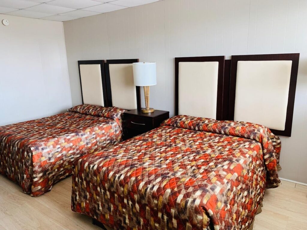 Cabana Motel - Image 4