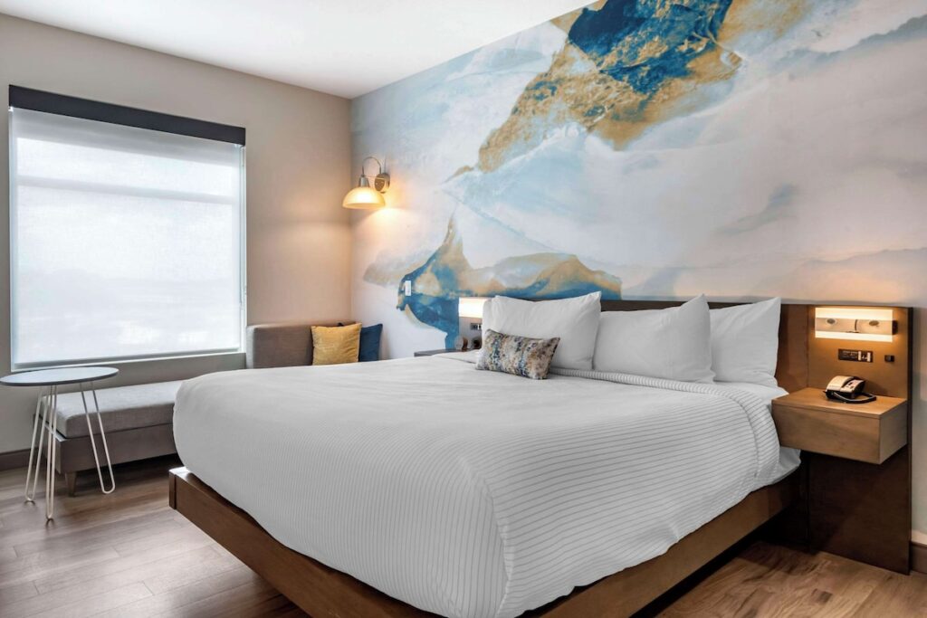 Cambria Hotel Orlando Airport - Image 5