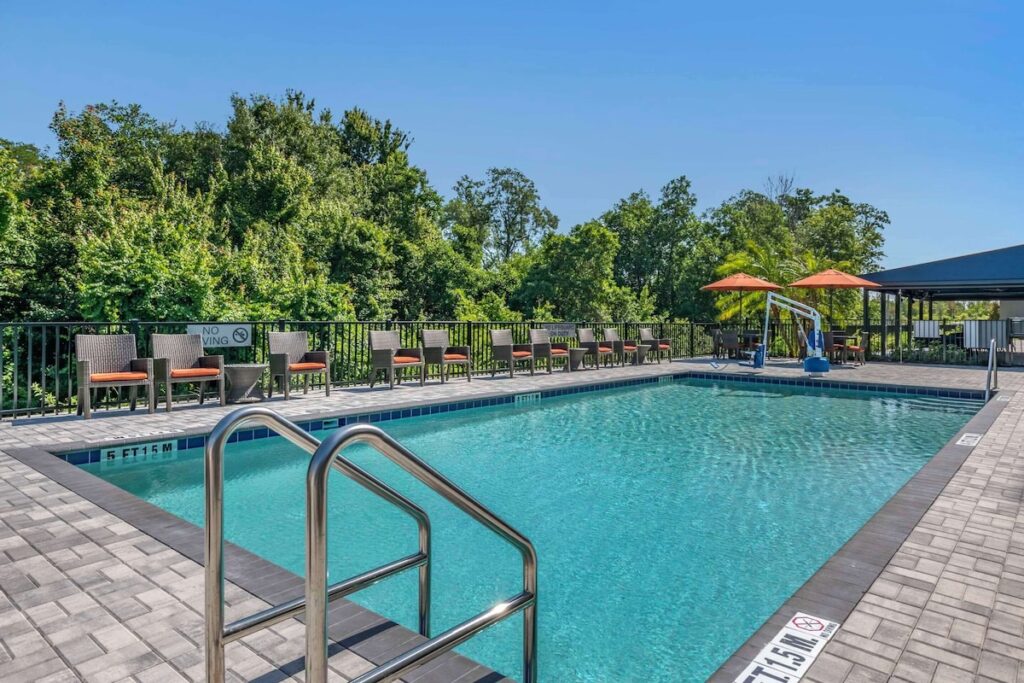 Cambria Hotel Orlando Airport - Image 3