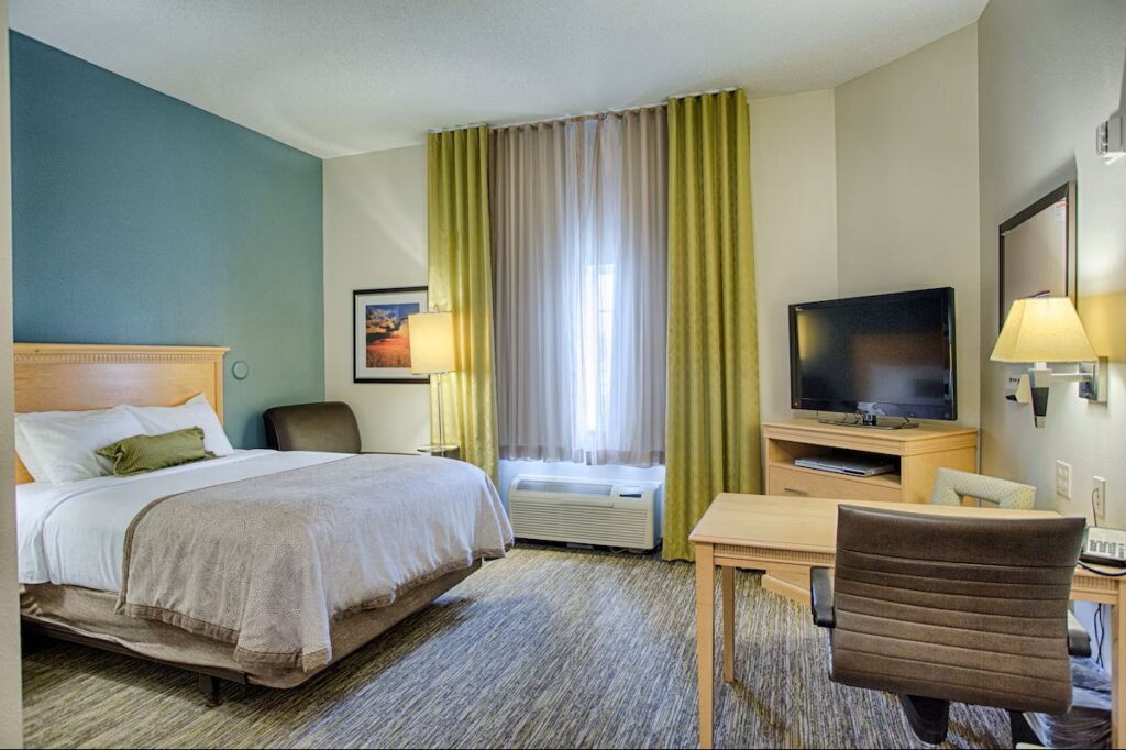 Candlewood Suites Fargo-North Dakota State University by IHG - Image 3