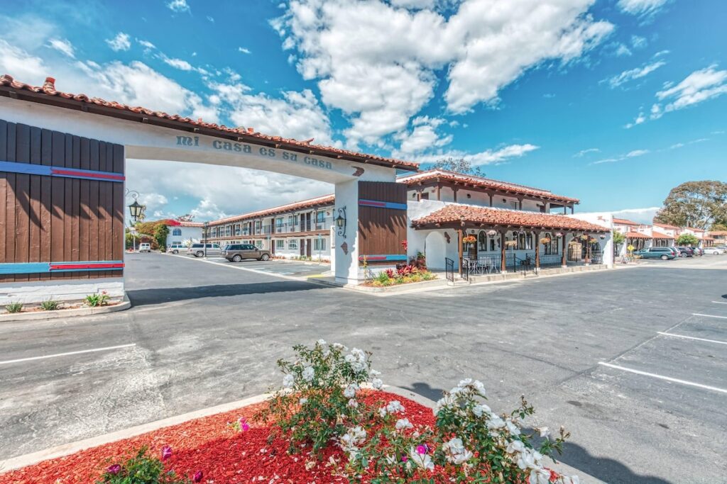 Casa Via Mar Inn, an Ascend Collection Hotel - Image 1