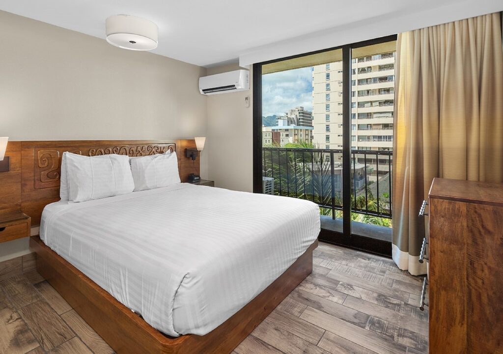 Castle Bamboo Waik?k? Hotel - Image 5