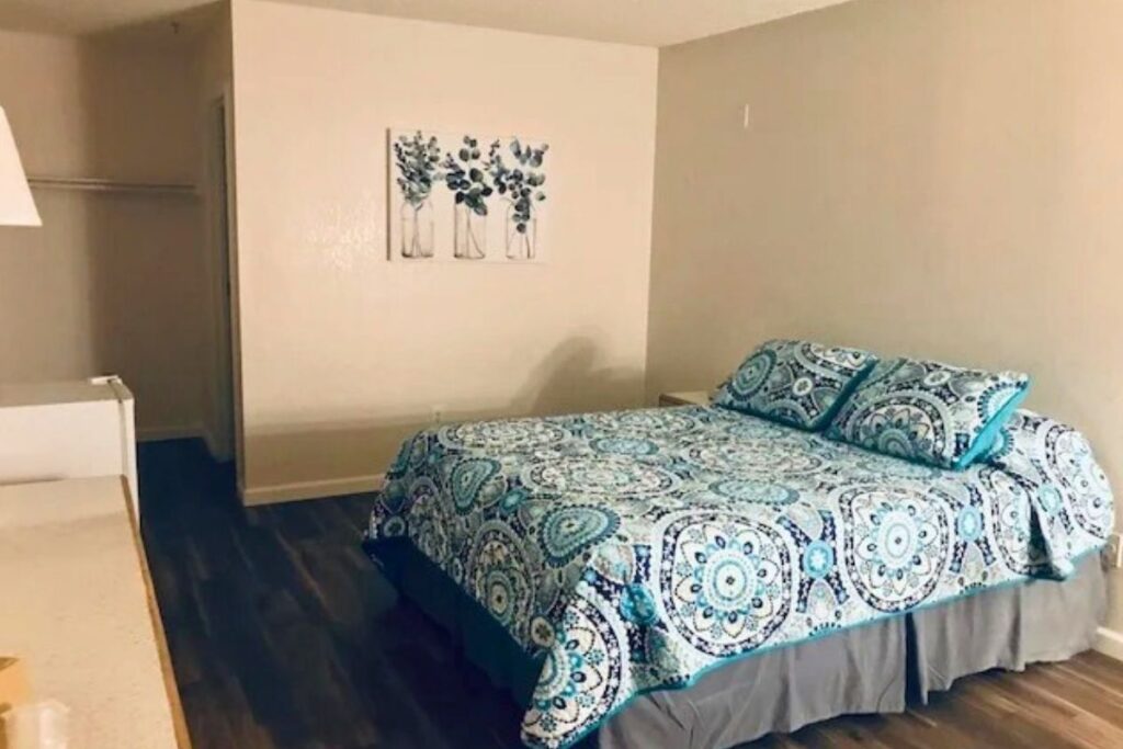 Circle Inn Hotel - Jurupa Valley Riverside 60 Fwy - Image 2