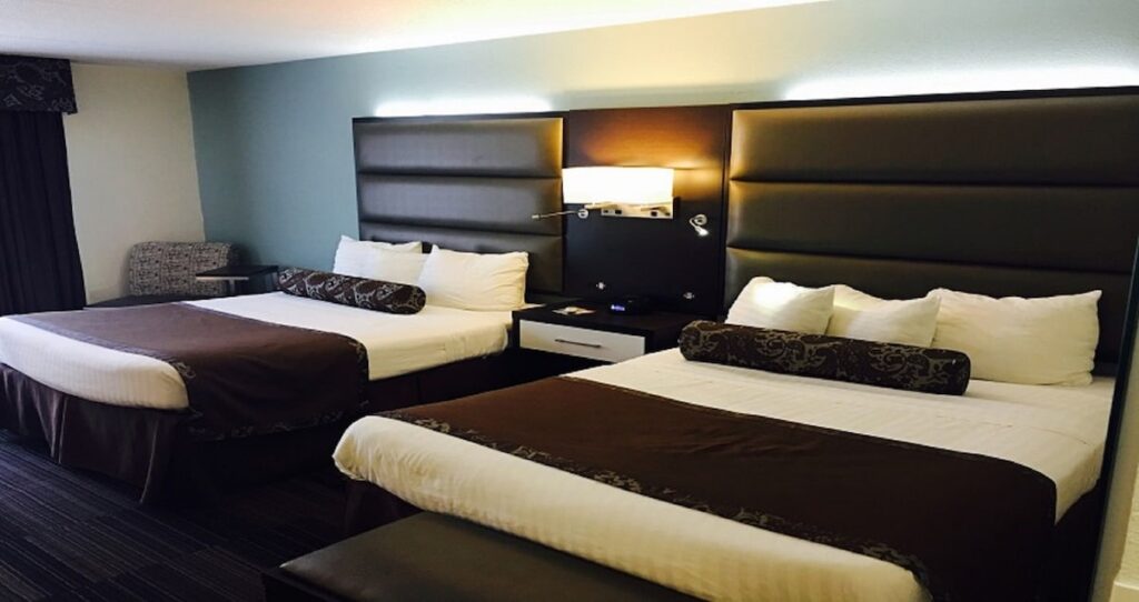 Club Hotel Nashville Inn & Suites - Image 3