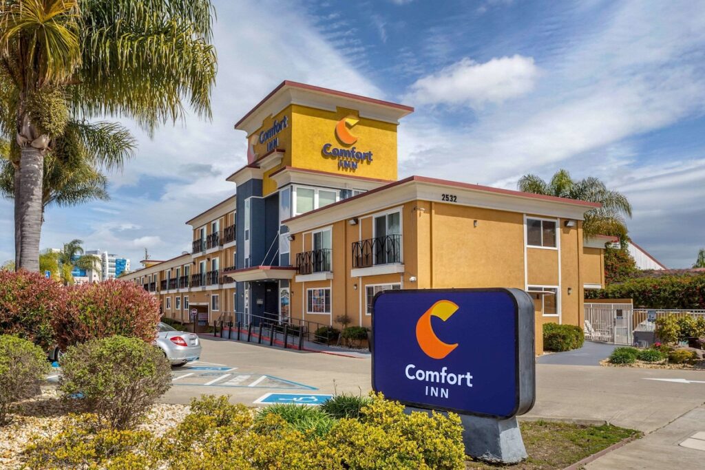 Comfort Inn Castro Valley - Image 2