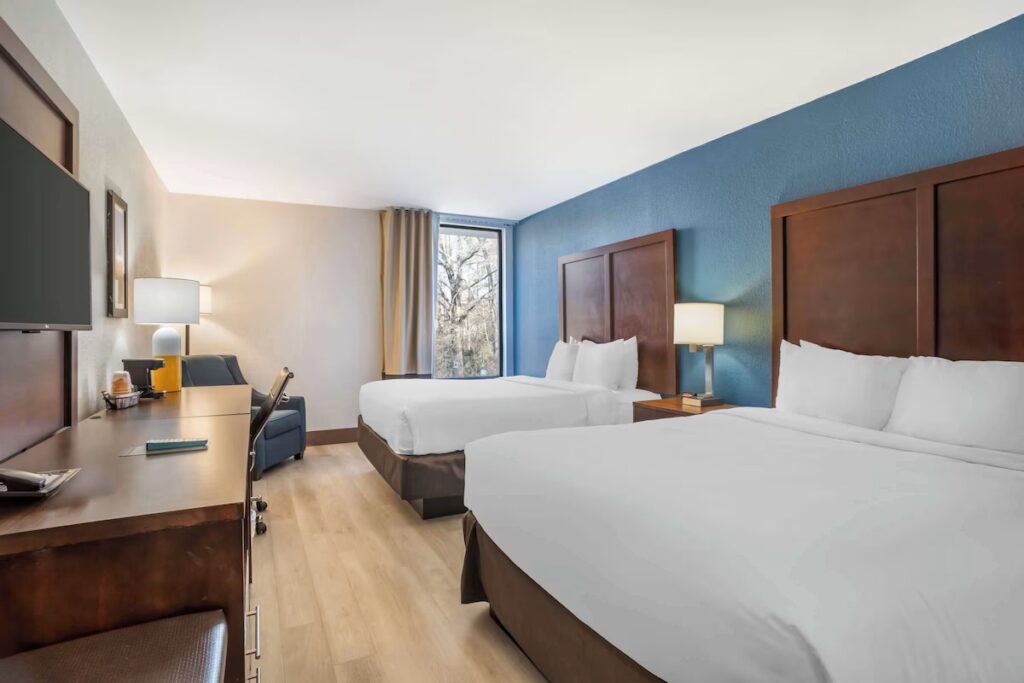 Comfort Inn Charlotte Airport Uptown - Image 3