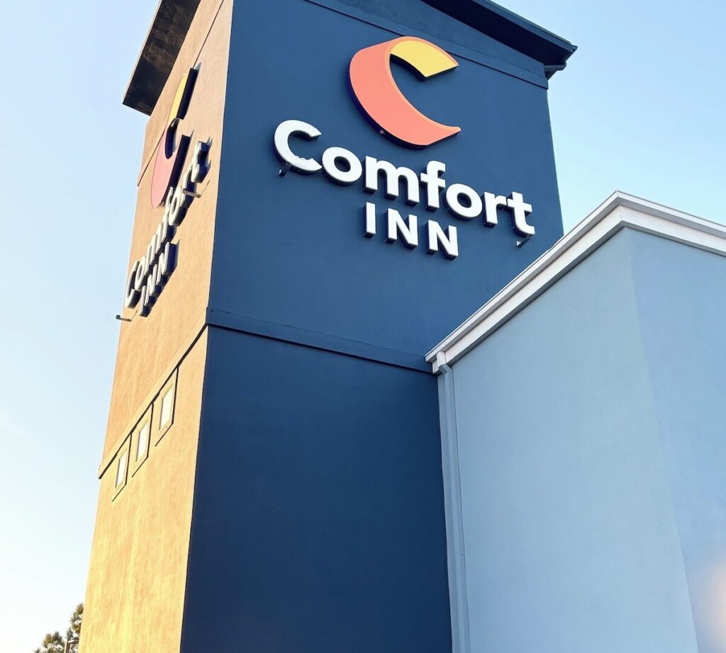 Comfort Inn Marietta-Atlanta near Ballpark-Galleria - Image 2