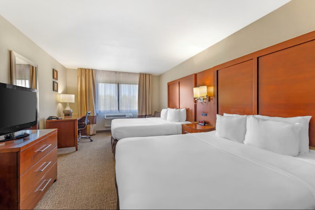 Comfort Inn North - Air Force Academy Area - Image 2