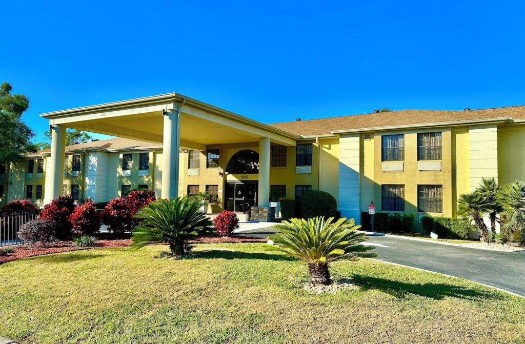 Comfort Inn Ocala Silver Springs - Image 2