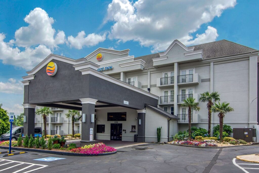 Comfort Inn Sandy Springs - Perimeter - Image 2