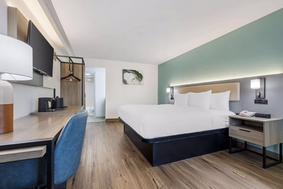 Comfort Inn Sea World Area - Image 3