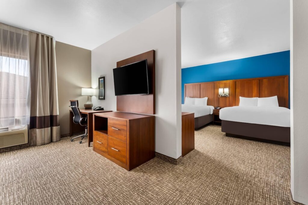 Comfort Inn & Suites Augusta West Near Fort Eisenhower - Image 5