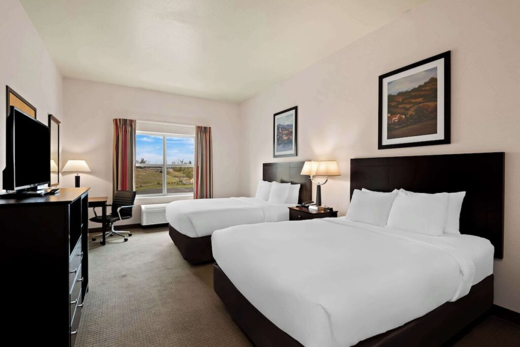 Comfort Inn & Suites Creswell - Image 3