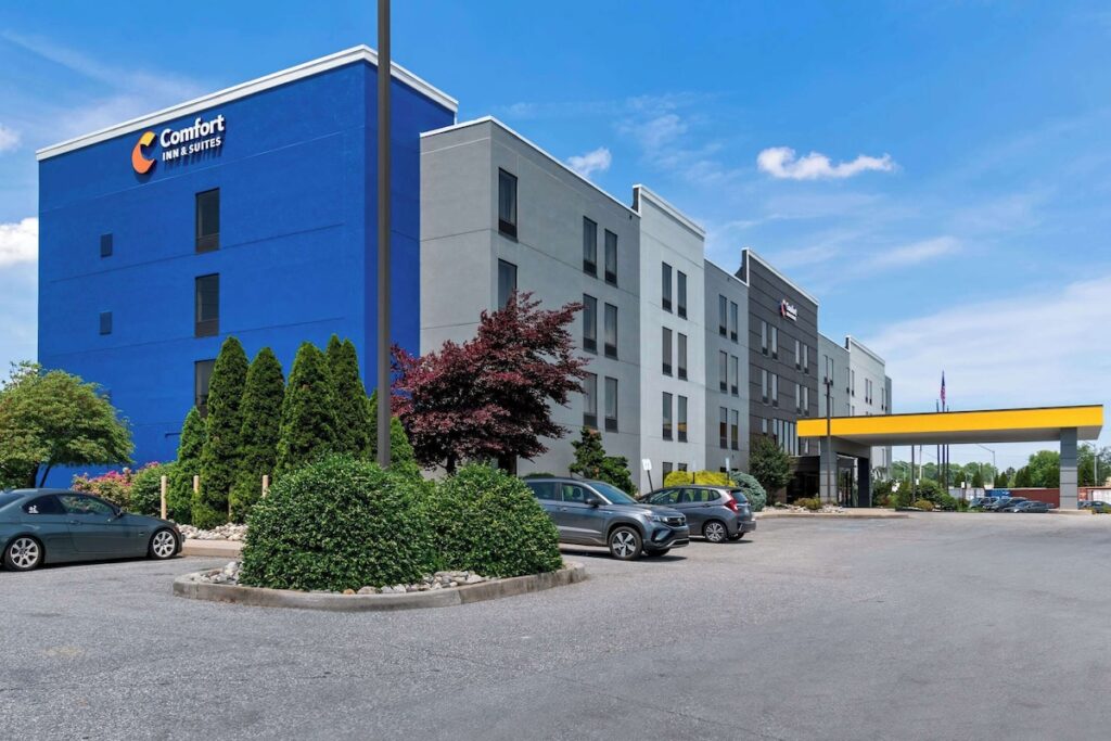 Comfort Inn & Suites Harrisburg-Hershey North