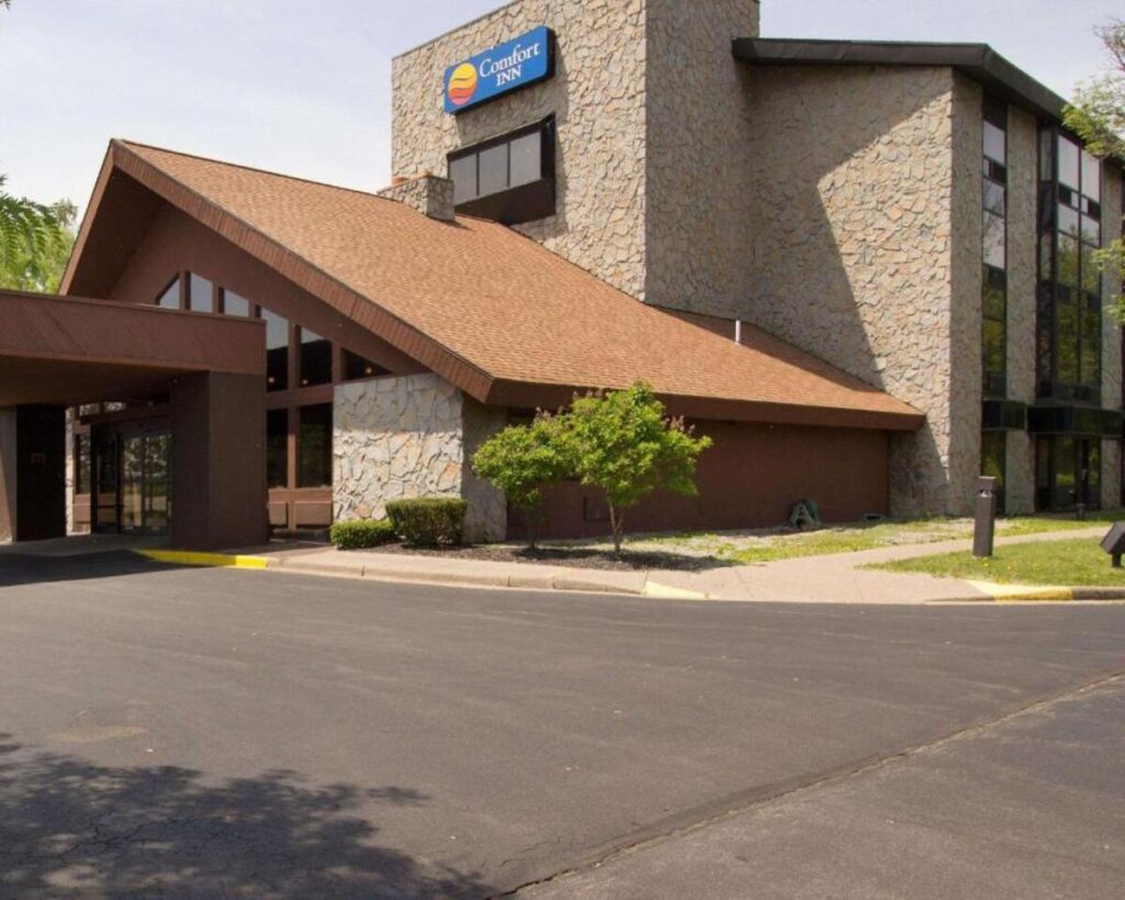 Comfort Inn & Suites Syracuse-Carrier Circle - Image 2