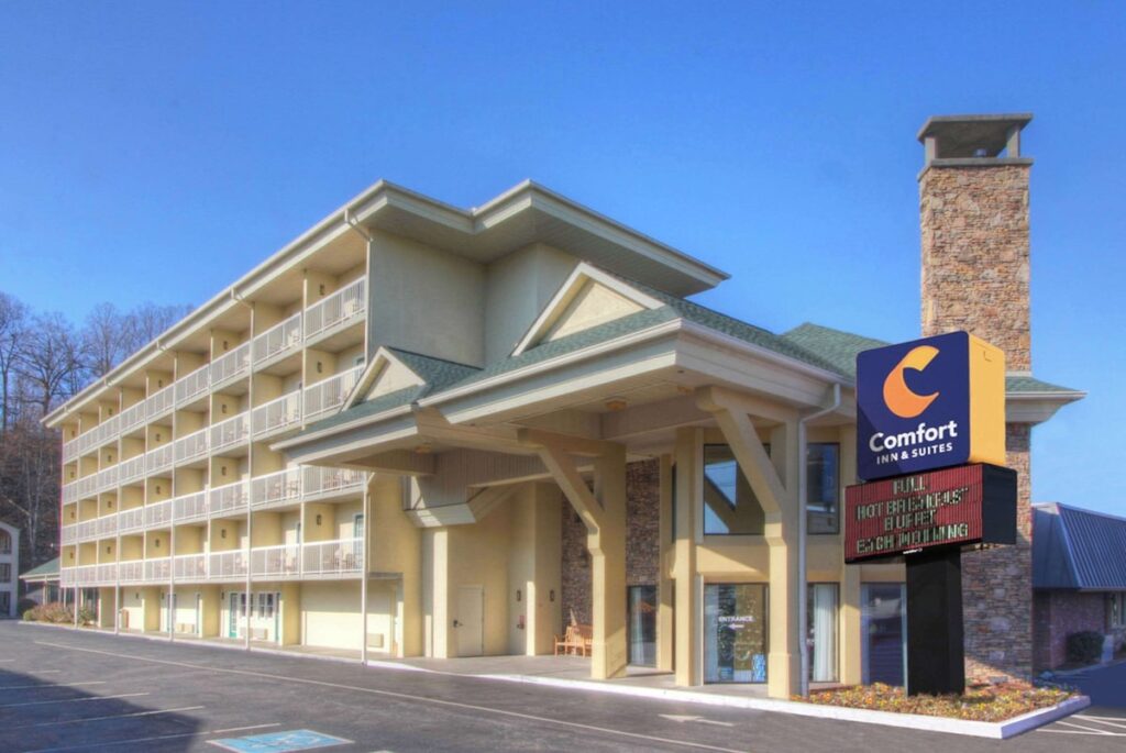 Comfort Inn & Suites at Dollywood Lane