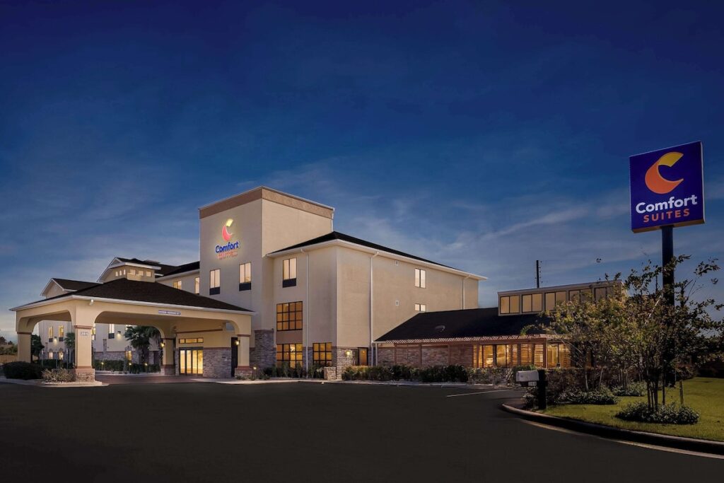 Comfort Suites - Image 2