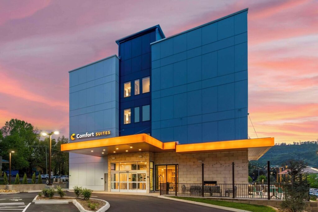 Comfort Suites Gatlinburg Downtown-Convention Center