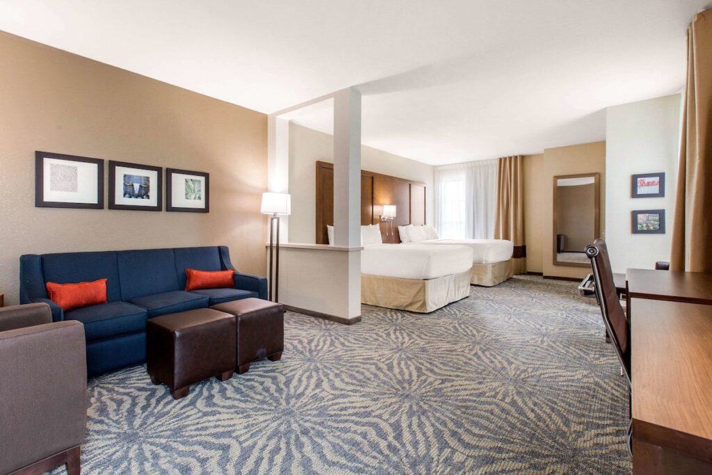 Comfort Suites - South Austin - Image 5