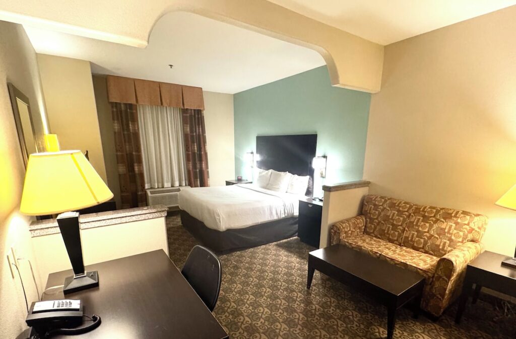 Comfort Suites Westchase Houston Energy Corridor - Image 5