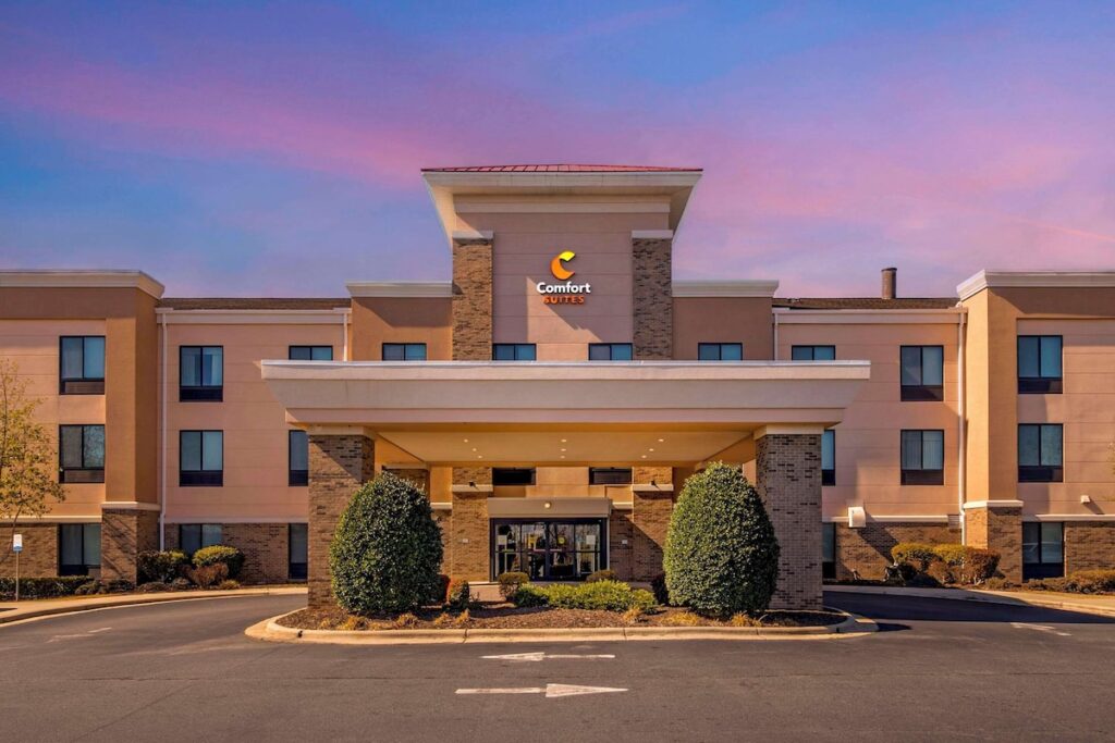 Comfort Suites Whitsett - Greensboro East