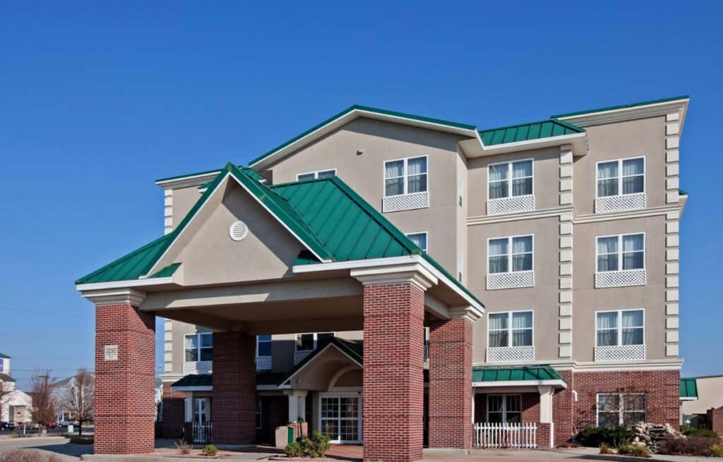 Country Inn & Suites by Radisson, Elkhart North, IN
