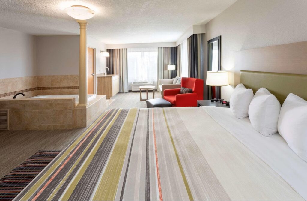 Country Inn & Suites by Radisson, Fargo, ND - Image 2