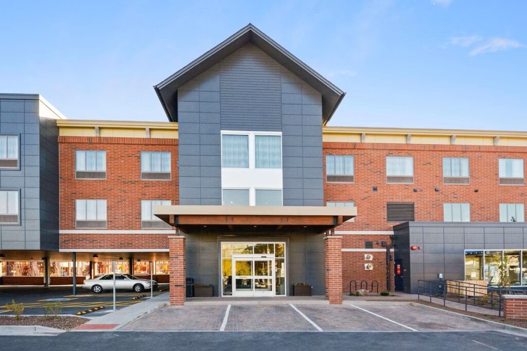 Country Inn & Suites by Radisson, Flagstaff Downtown, AZ