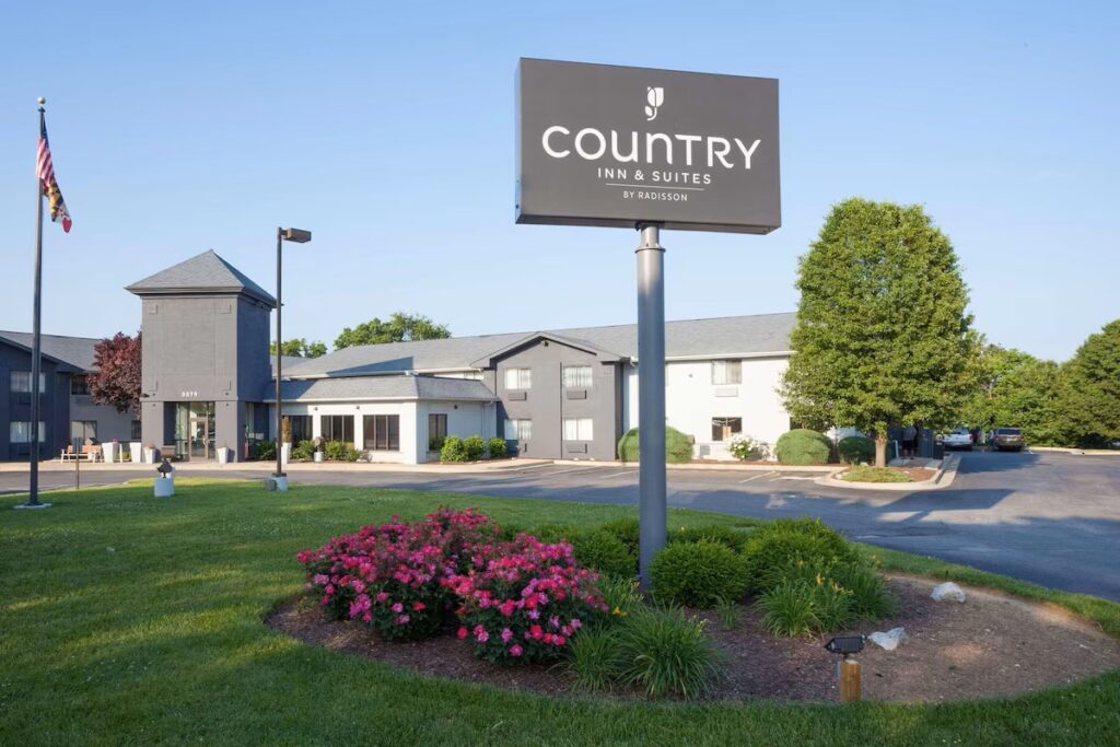 Country Inn & Suites by Radisson, Frederick, MD