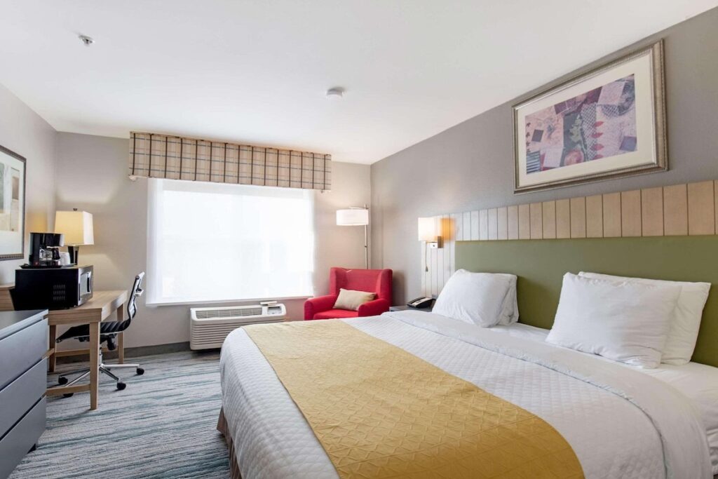 Country Inn & Suites by Radisson, Lewisville, TX - Image 3